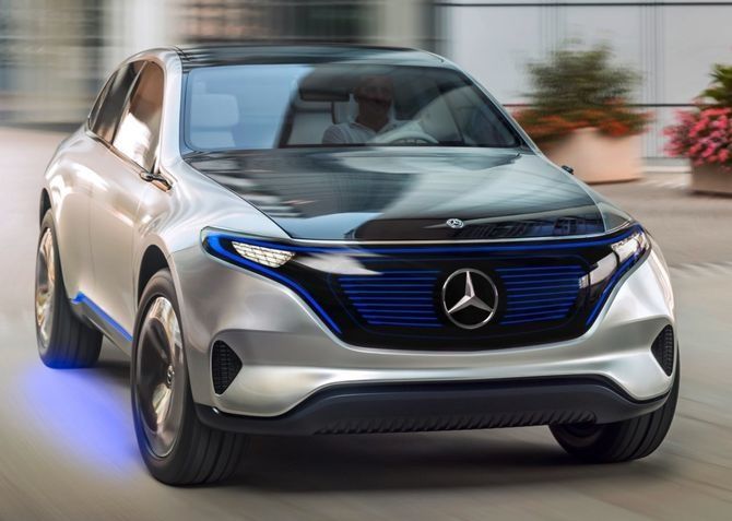 Первое официальное видео электрического кроссовера Mercedes-Benz EQC