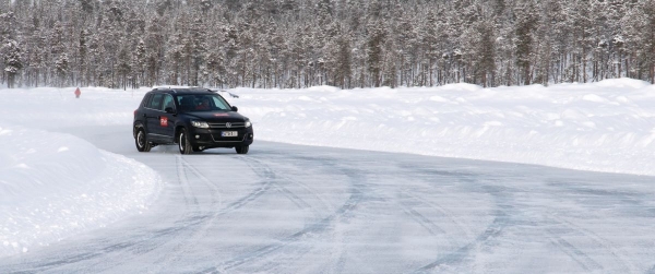 Тест зимних шин для SUV: 215/65R16