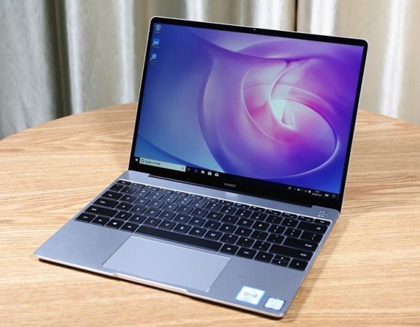 Новый ноутбук Huawei MateBook 13 – для тех, кто часто ездит в командировки