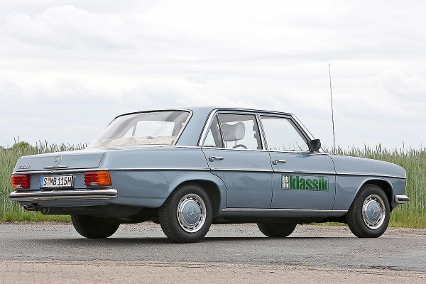 Немцы сравнили современный Mercedes с аналогом из 1970-х